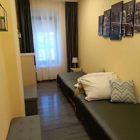Alma Vendeghaz Guest house Veszprem